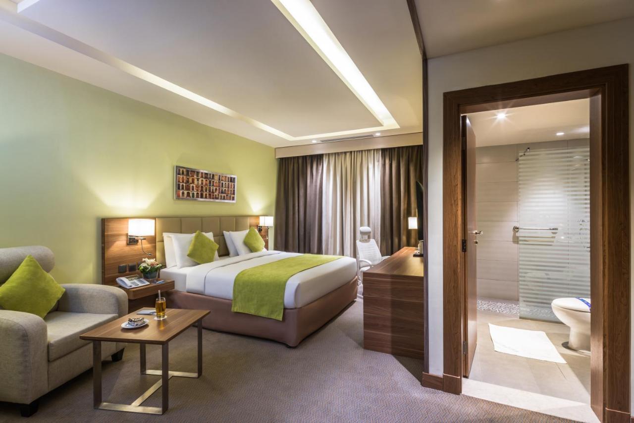 Mena Hotel タブーク エクステリア 写真
