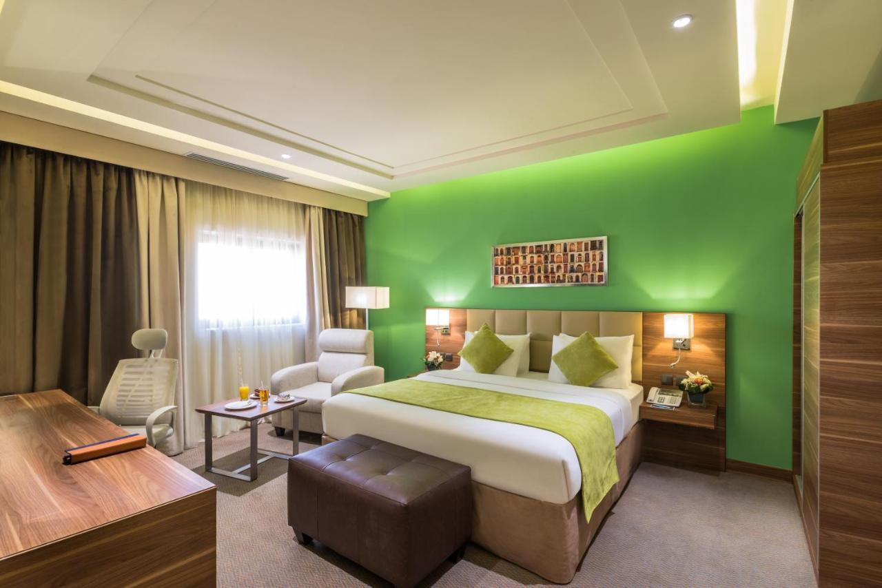 Mena Hotel タブーク エクステリア 写真